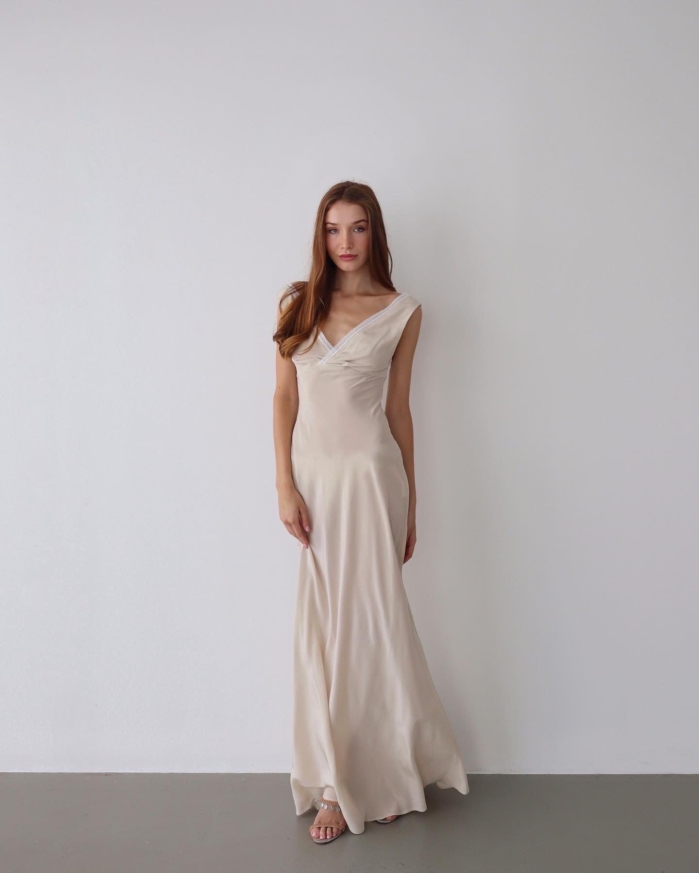 Averie Shirred Balloon Dress